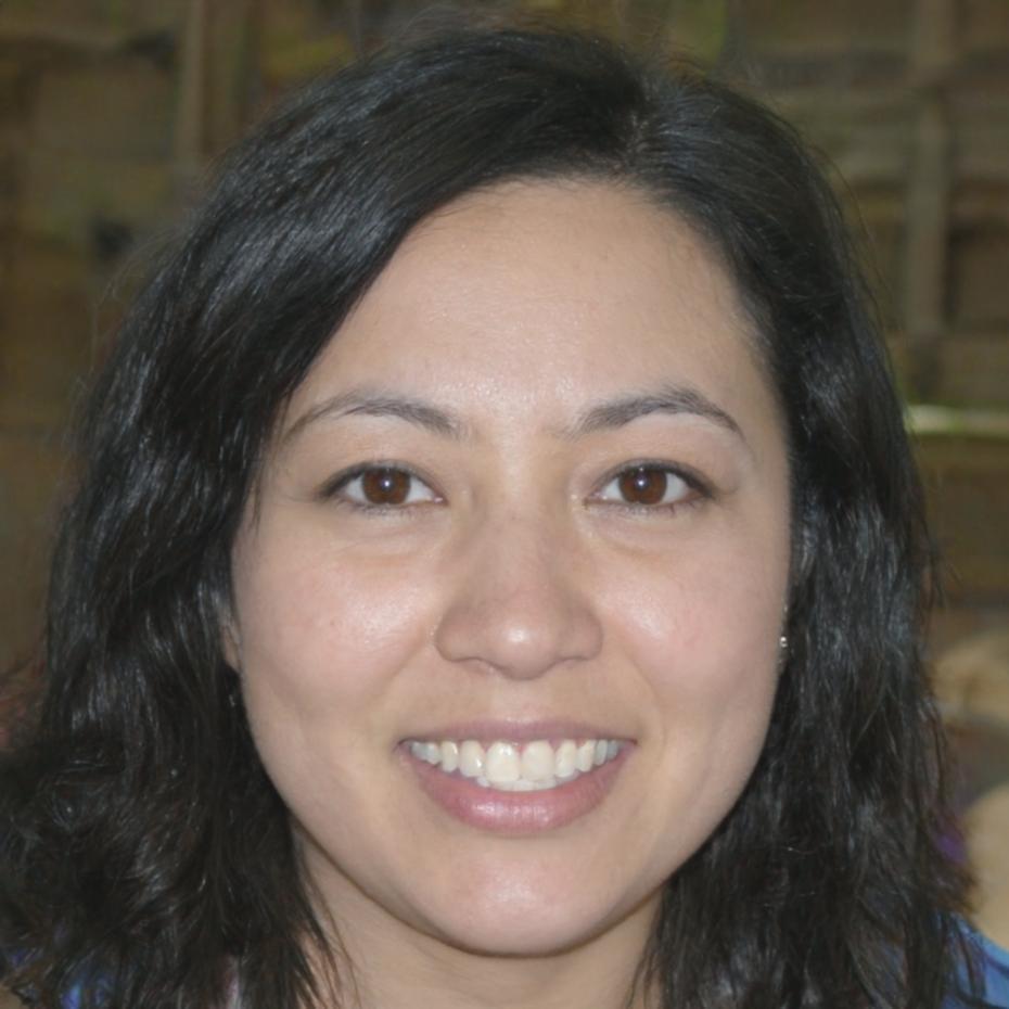 Sarah Chen, Lead Financial Educator
